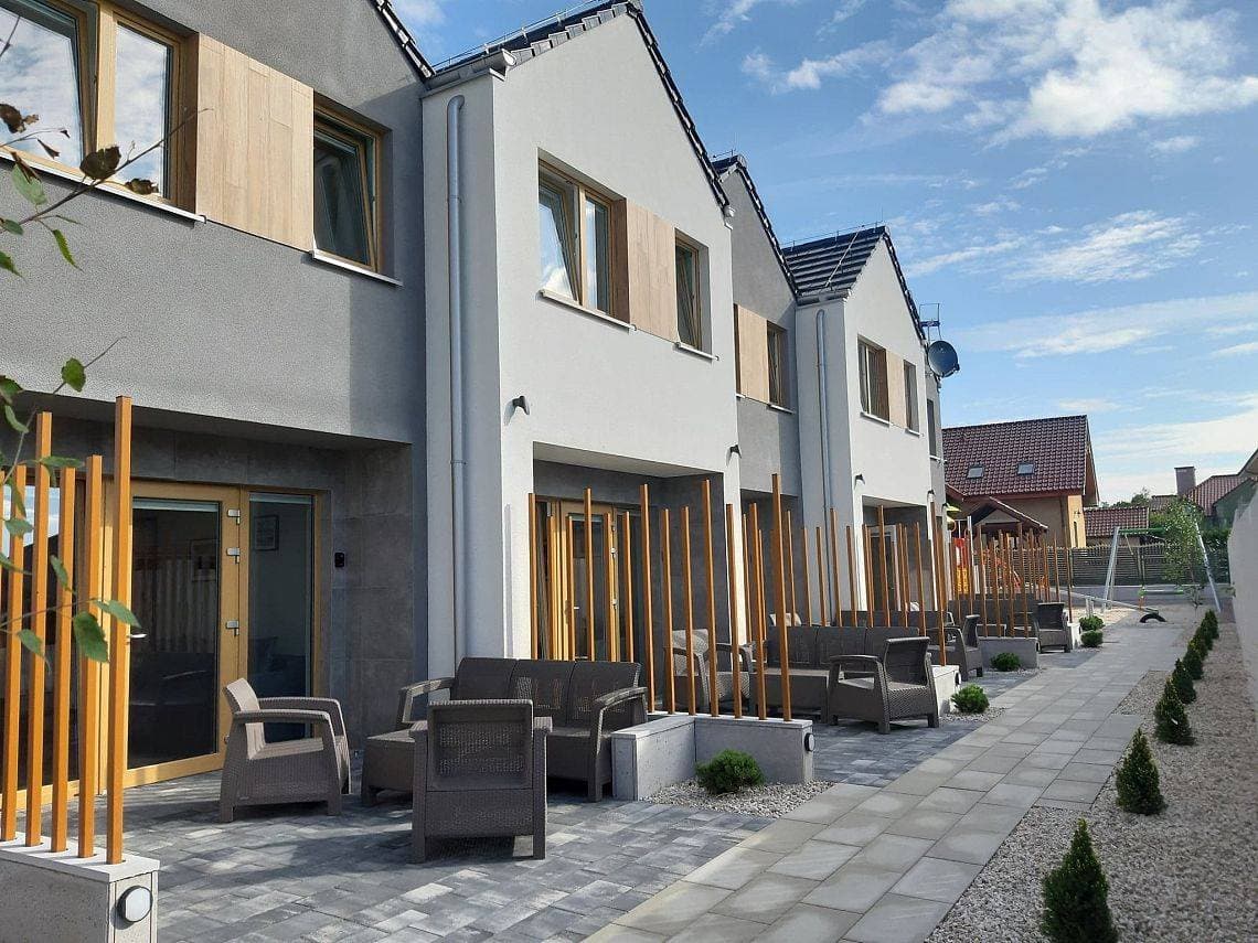 Dwupoziomowe domki Baltic Pearl z tarasami